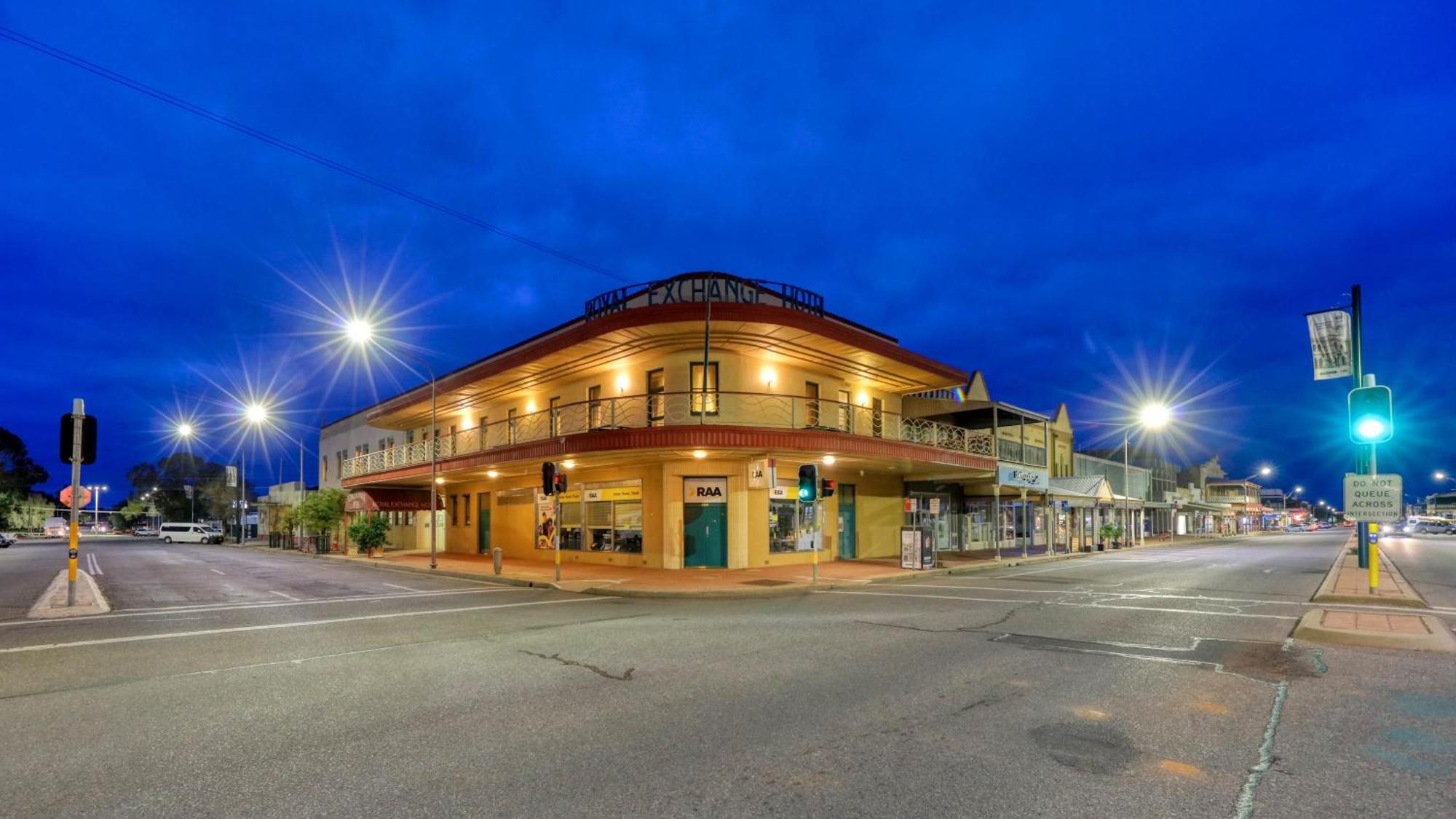 Royal Exchange Hotel Broken Hill Exterior photo